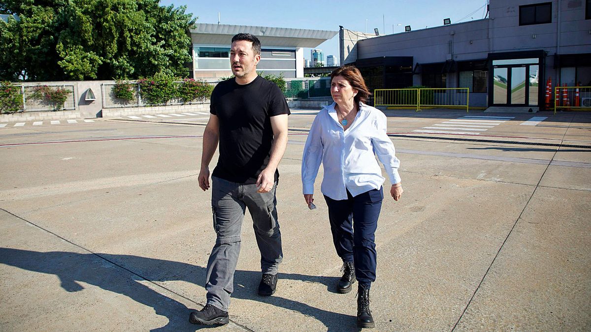 Patricia Bullrich llega a Mendoza para respaldar políticamente a Luis Petri y calentar la tibia campaña electoral.