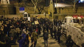 Más de 80 detenidos en Nueva York en protestas por brutalidad policial