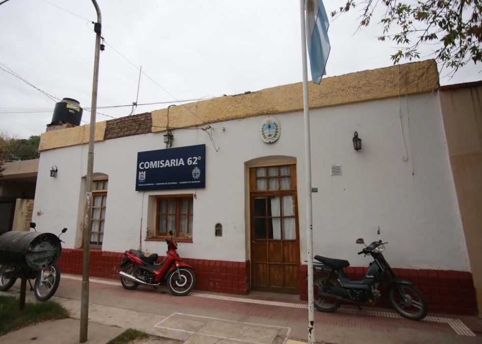 En Cuadro Nacional asaltaron a una pareja cuando descendían de su vehículo