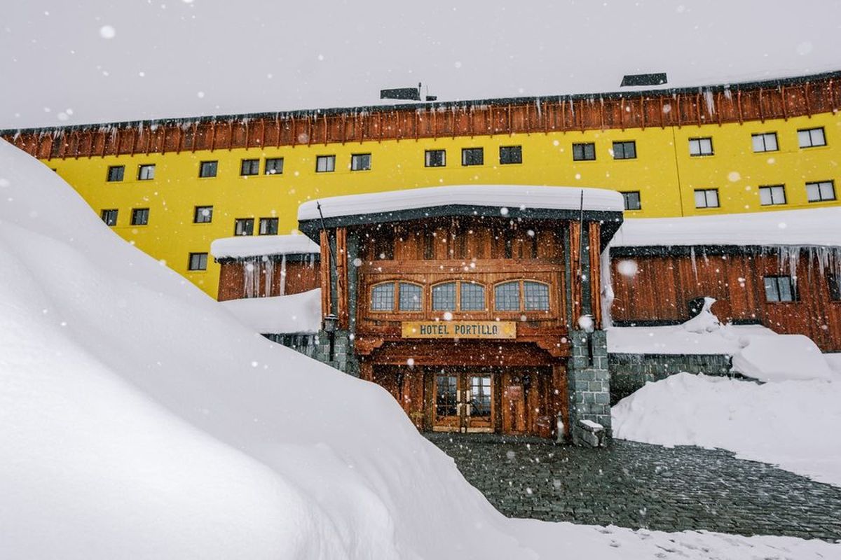 Ski Portillo acumuló 10 metros de nieve, duplicando su promedio histórico de 5,1 metros.