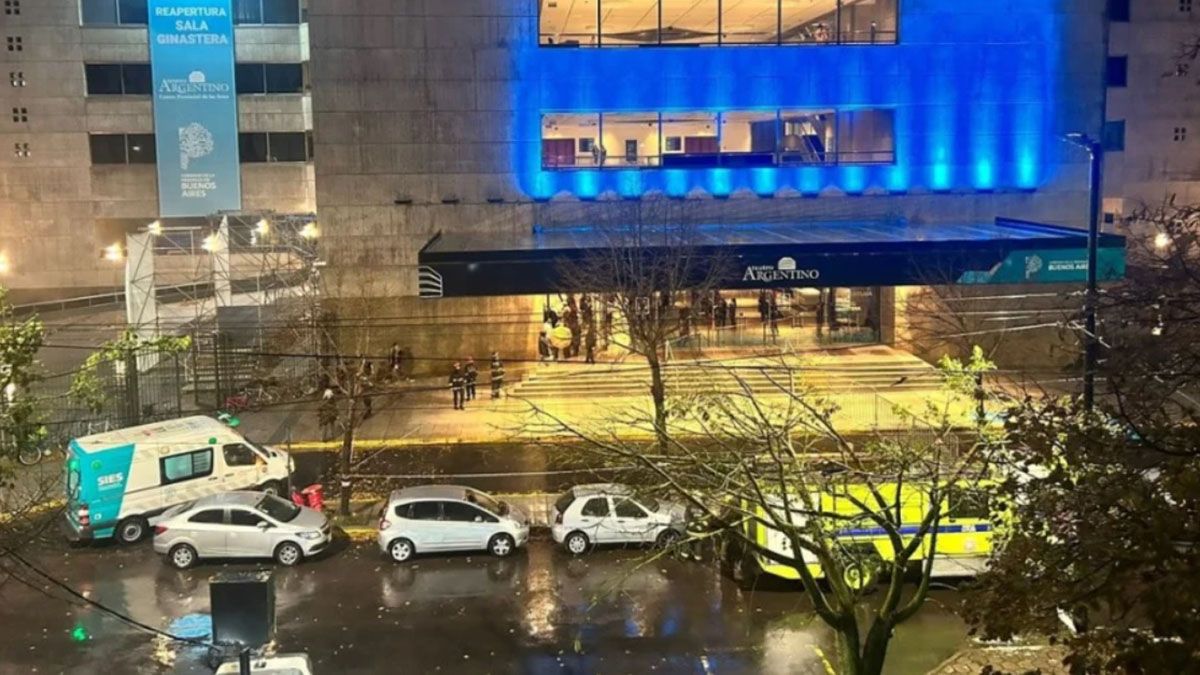 El cuerpo de la joven de 26 años fue encontrado en una zona de difícil acceso del subsuelo y se trataría de un suicidio. El cuerpo de la joven de 26 años fue encontrado en una zona de difícil acceso del subsuelo y se trataría de un suicidio.