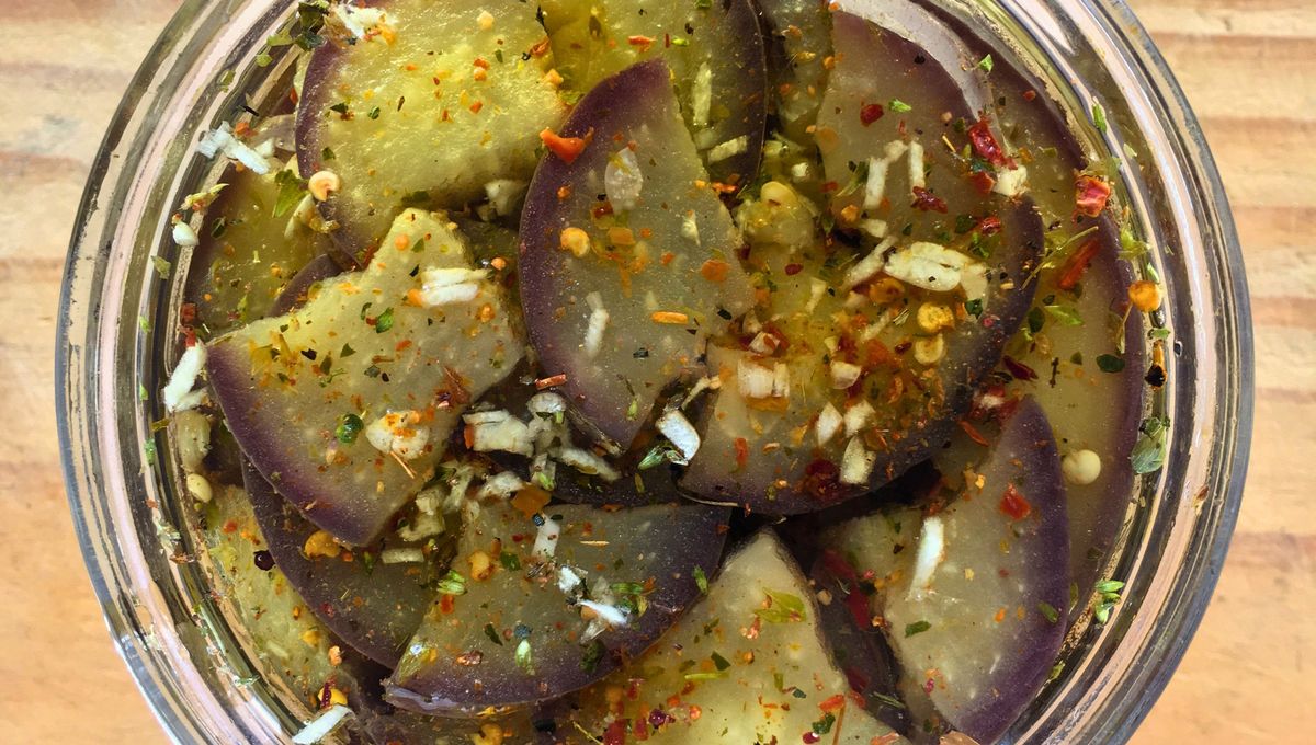 El escabeche es una técnica de cocina muy antigua y utilizada. El escabeche es una técnica de cocina muy antigua y utilizada. 