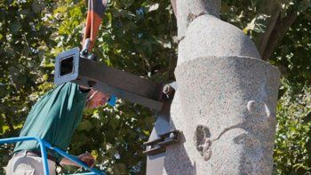 Estatuas egipcias colosales llegan a París