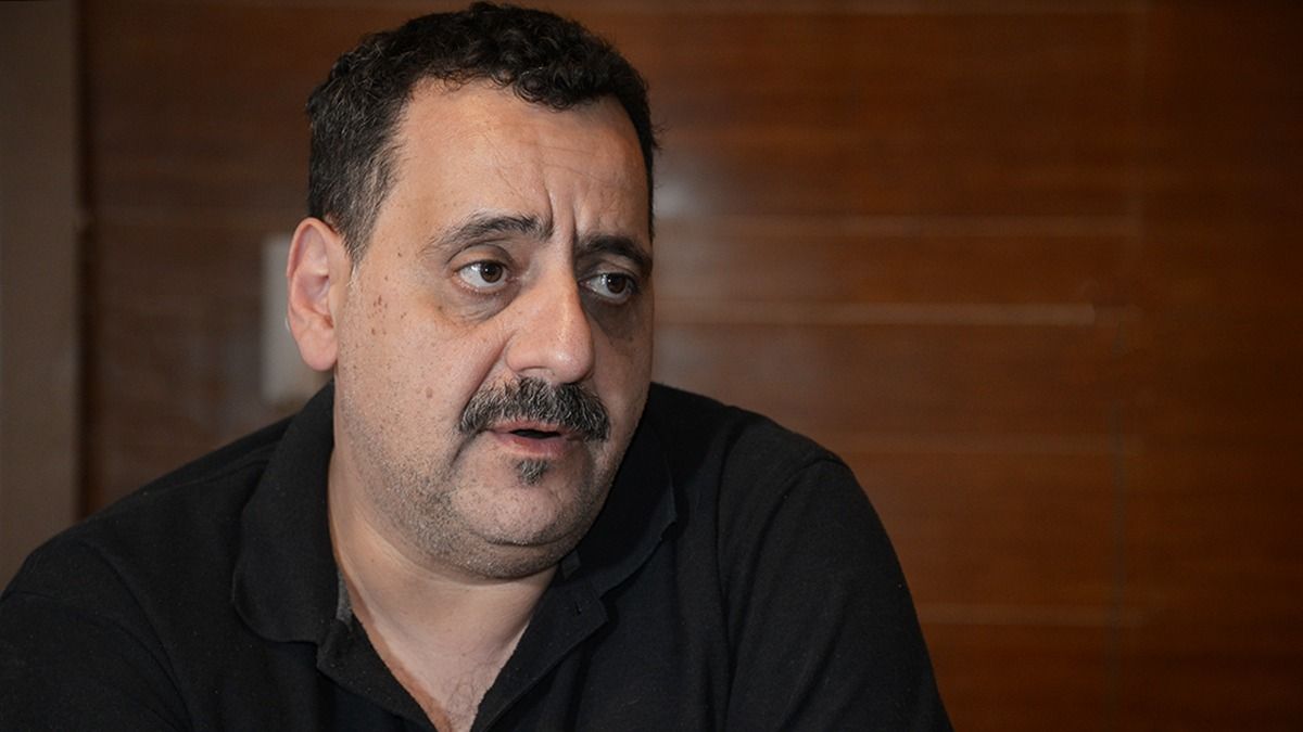 Fabian Sevilla, al igual que su hermano ejercieron el periodismo, y actualmente se dedica de lleno a escribir libros para niños y adolescentes y cursa tercer año del profesorado de Historia.