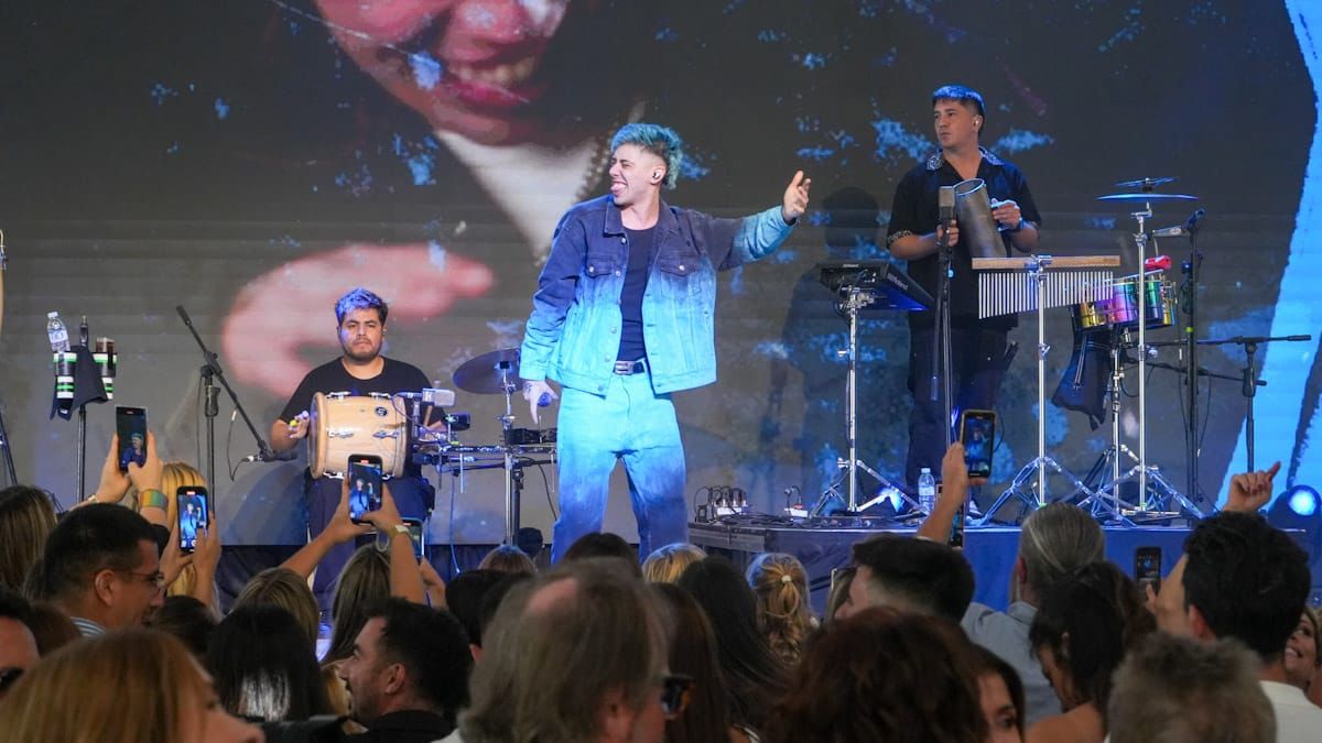 Luck Ra se presentó en el almuerzo de la Vendimia Solidaria, este domingo en la estancia San Isidro.