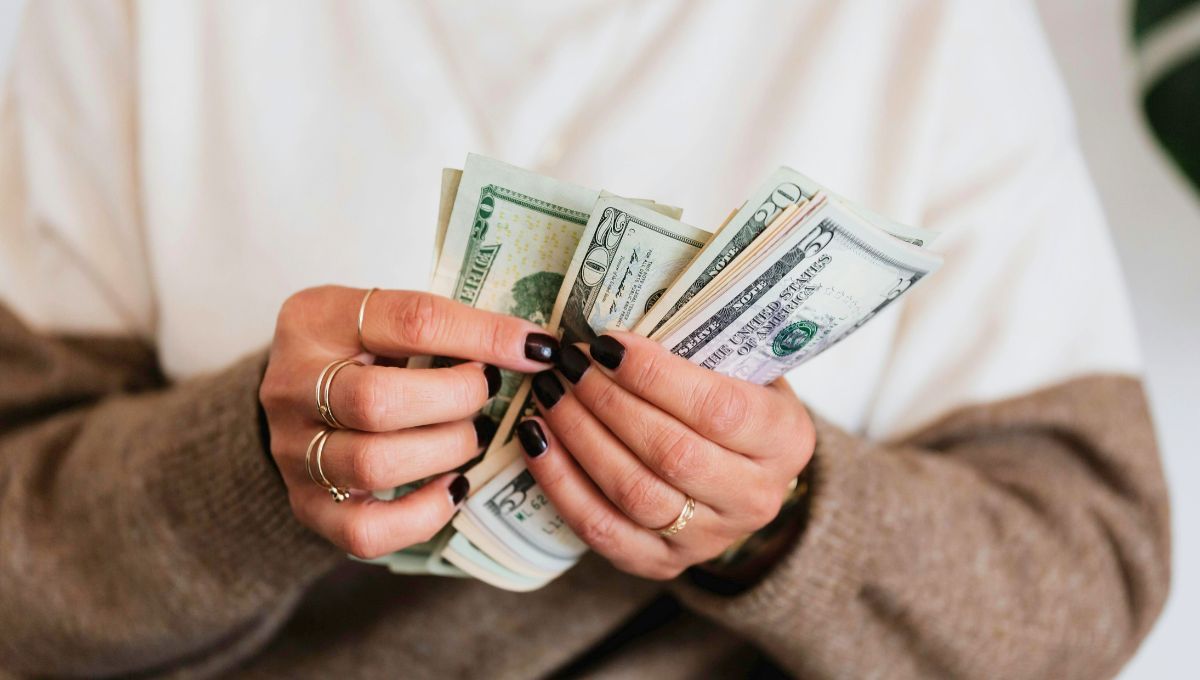 La relación que tenemos con el dinero, en realidad, depende mucho de nuestras emociones. Fuente: Canva. La relación que tenemos con el dinero, en realidad, depende mucho de nuestras emociones. Fuente: Canva.