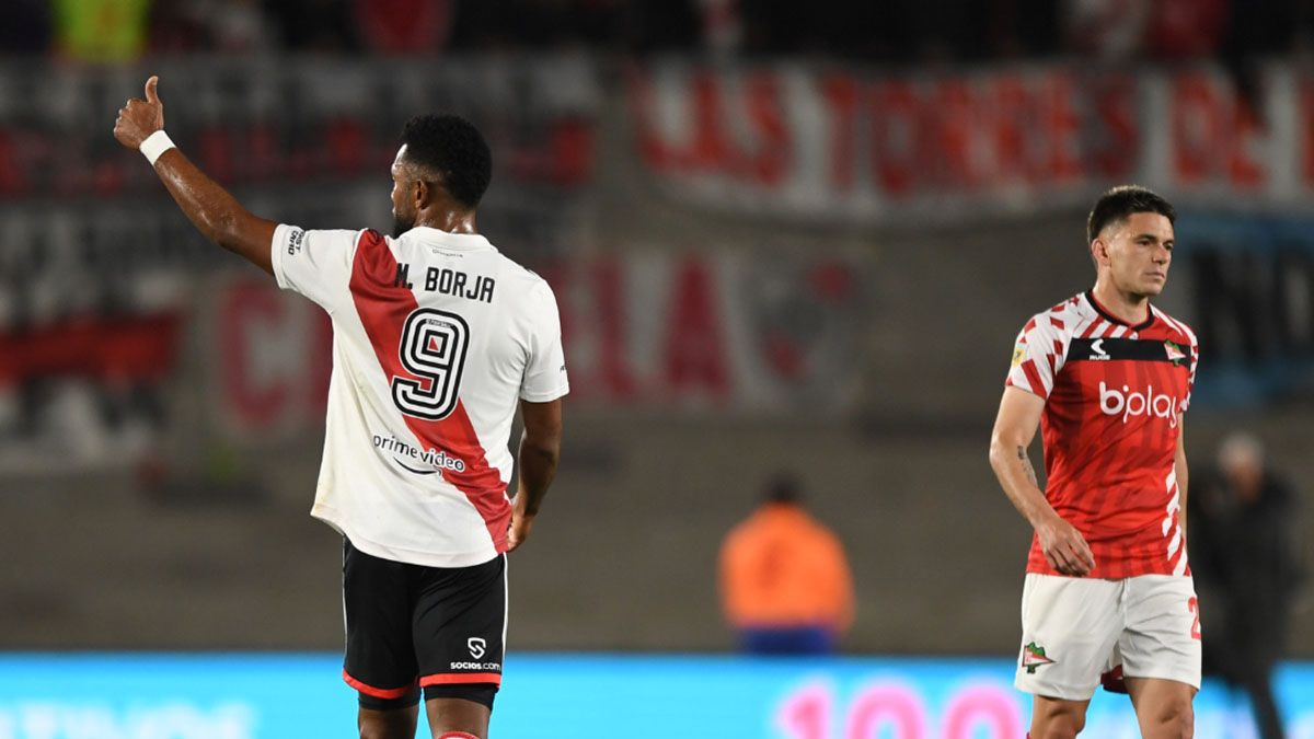 River encontró la ventaja y luego la justificó ante Estudiantes