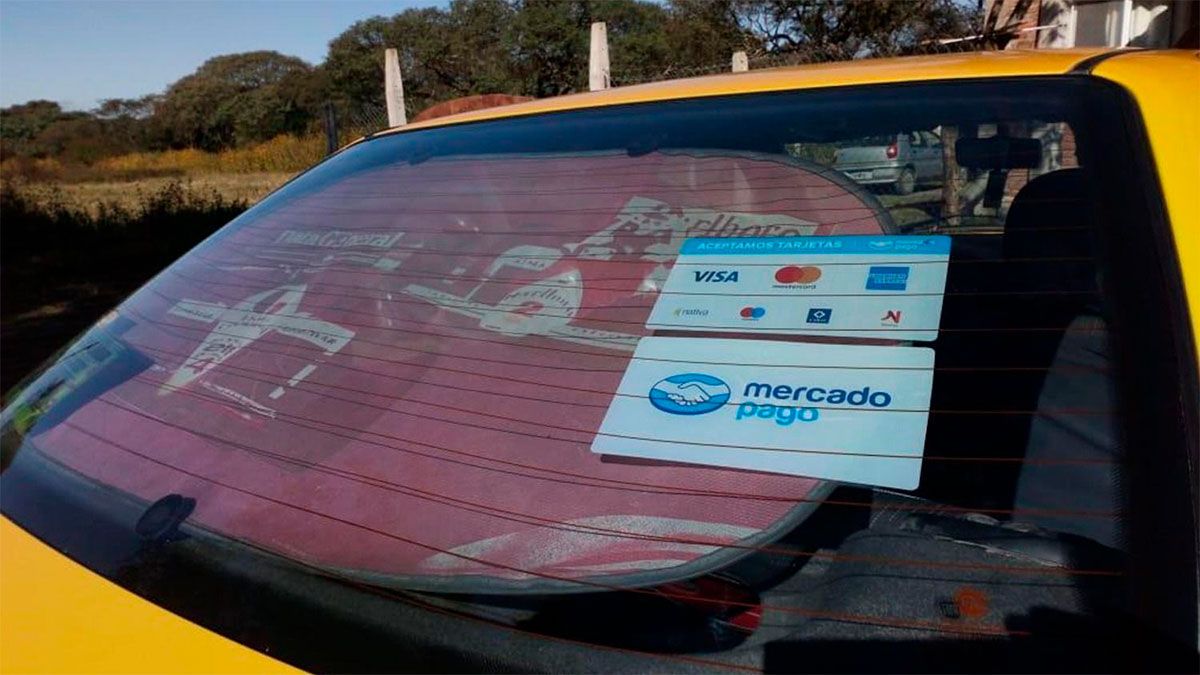 El preso prófugo pagó un remís con su Mercado Pago.