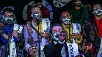 La murga El Remolino presenta su espectáculo Cual si fuera carnaval