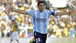 De a poco: Milito realizó trabajos con pelota