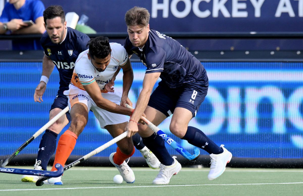 Los Leones cayeron frente a India en Holanda Los Leones cayeron frente a India en Holanda