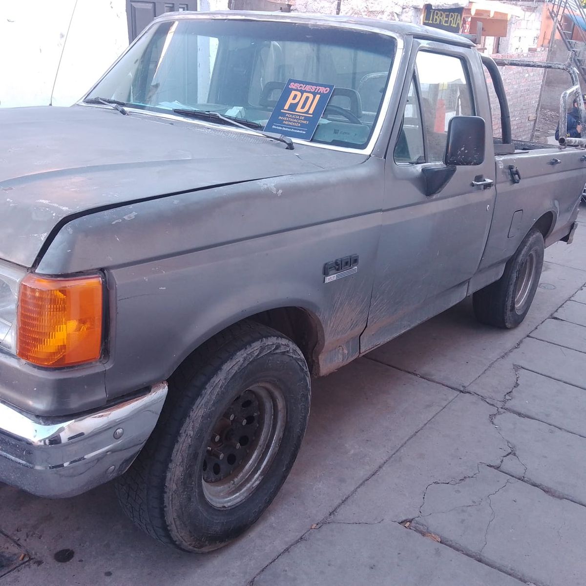 El rodado que utilizaban los delincuentes para trasladarse. El rodado que utilizaban los delincuentes para trasladarse.