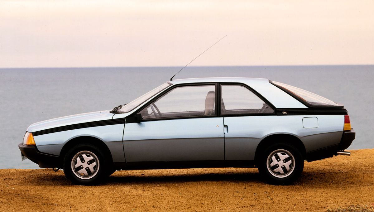 El Renault Coupé fue fabricado en su momento sobre la base del Renault 18