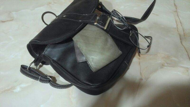 Detuvieron a dos menores que le arrebataron la cartera a una mujer