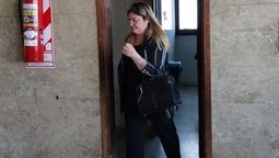 Tamara, una de las hermanas de Fabiola Yañez, en Tribunales.