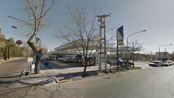 Asaltaron a tres empleados de una estación de servicio