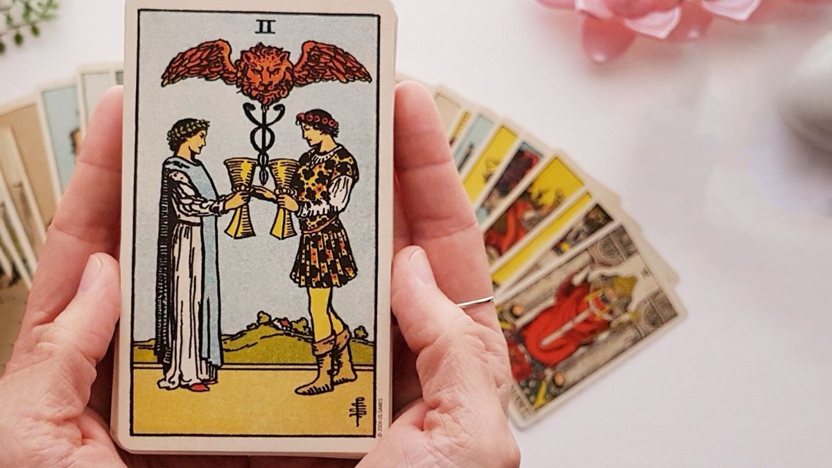 TAROT: descubre sus predicciones para hoy domingo 12 de enero de 2025