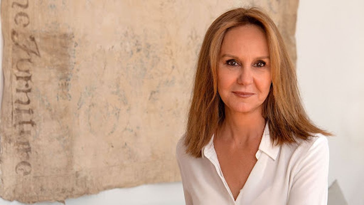 María Dueñas un cierre de lujo para el Ciclo de escritores Grupo Planeta-Grupo América.