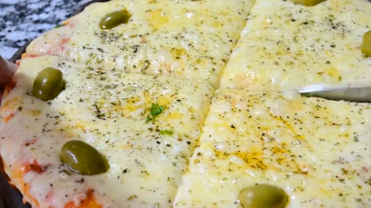 Cómo hacer chimichurri para pizza: la receta con un toque maestro de la pizzería de barrio