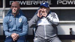 Maradona: Nos ganaron con dos goles sucios