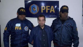 Un hombre que quiso salir del país con dinero escondido fue detenido
