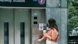 Nadie logra resolver este acertijo: ¿cómo se llama al ascensor en China? Foto Canva