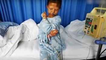 Murió la joven china que comió solo arroz durante 5 años para salvar a su hermano enfermo