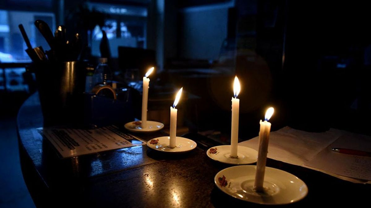 Anticipan cortes de luz por alta demanda de electricidad en el verano.