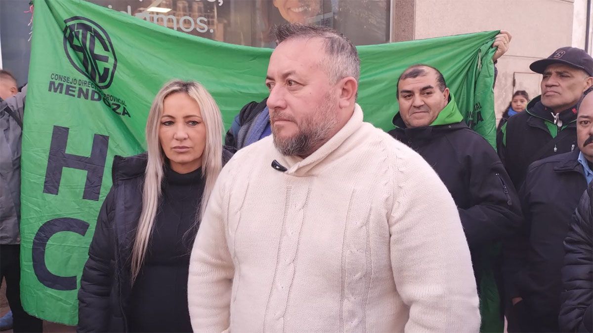 ATE no aceptó la propuesta salarial del Gobierno en paritarias. AMPROS tampoco. 