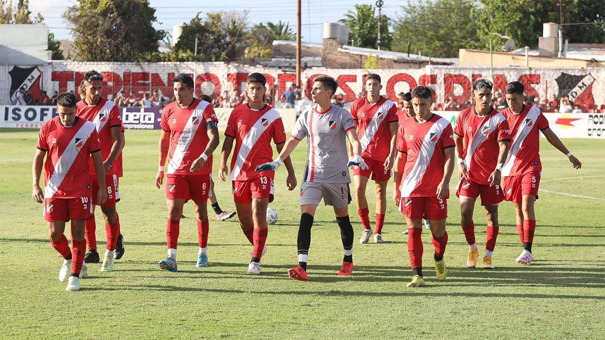 Deportivo Maipú volvió a perder y está último.
