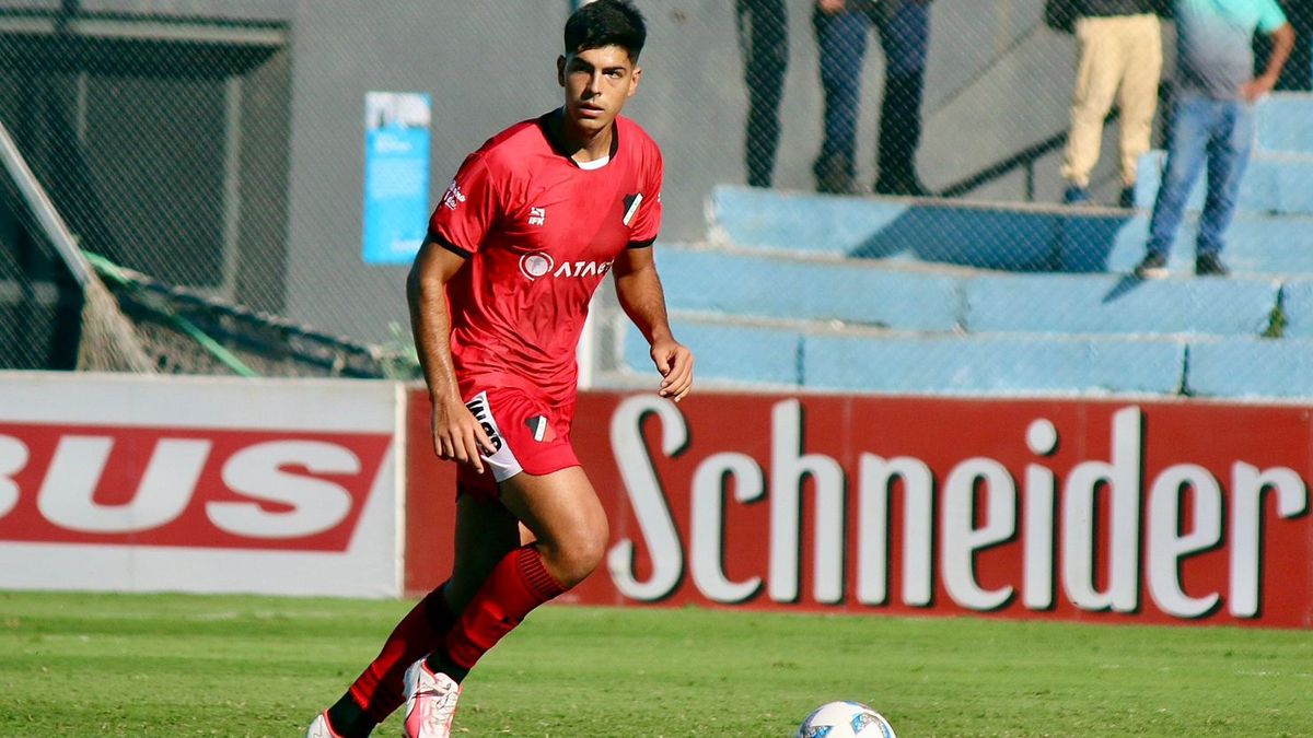 Santiago Paulini disfruta de jugar en el Deportivo Maipú. Santiago Paulini disfruta de jugar en el Deportivo Maipú.