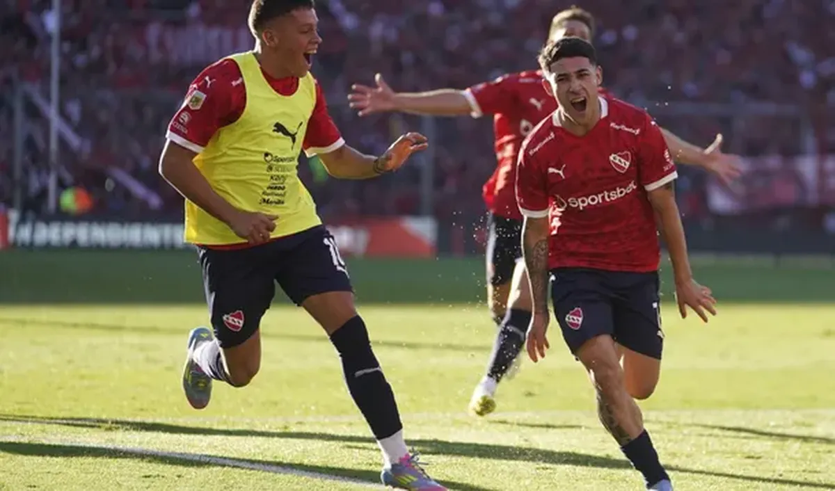 El golazo que sufrió Independiente Rivadavia y ganó el Premio Puskas de la FIFA