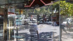 El dólar cerró la semana en alza: en Mendoza llegó a $19