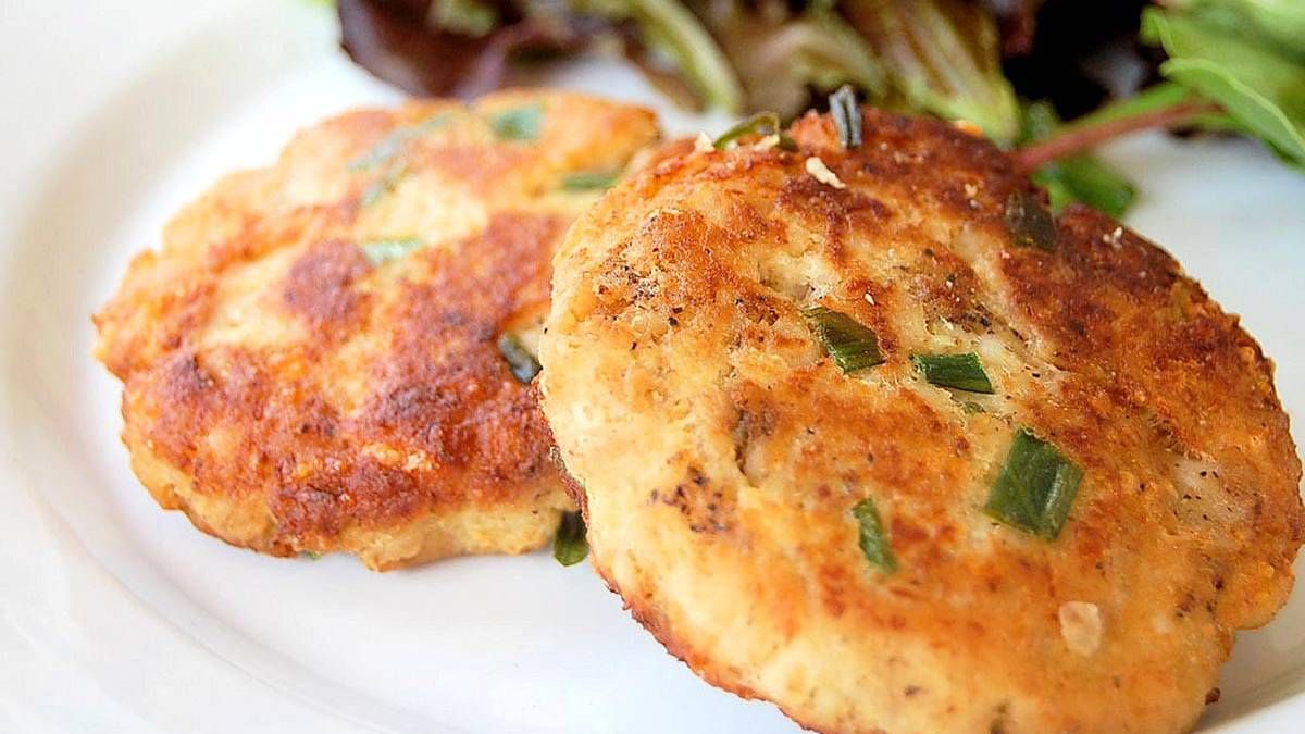 Recetas: tortitas de pescado para Semana Santa con 6 ingredientes.