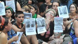 Las mujeres reclamaron por la emergencia en violencia de género