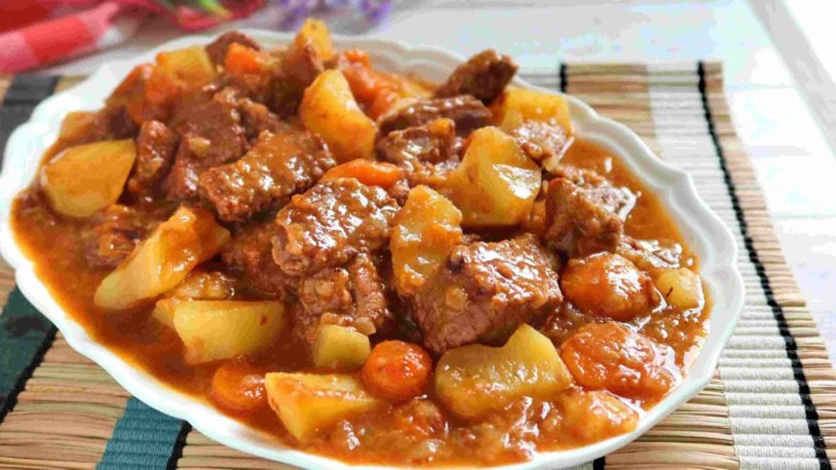 Cómo hacer estofado de carne y papa: la receta de la comida casera tradicional