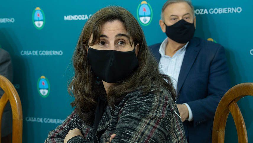El Gobierno restringe las reuniones familiares en Mendoza sólo a los domingos