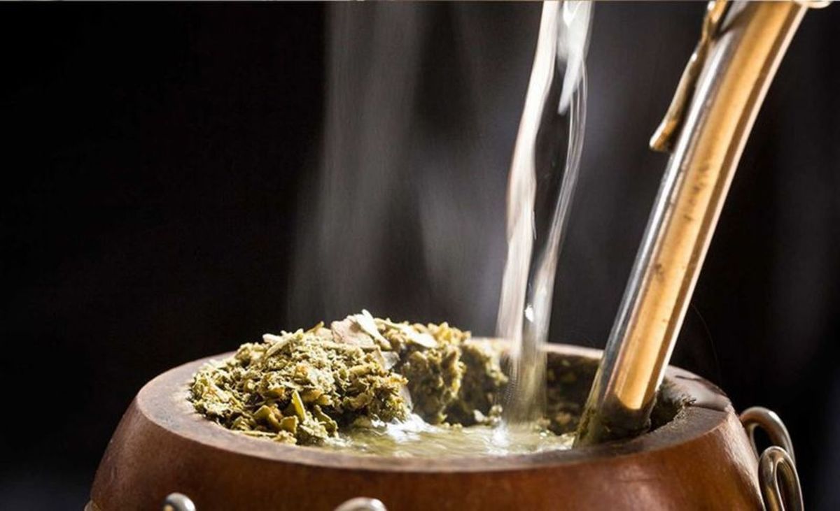 Mate rico y saludable. Las técnicas y tips para cebar un buen mate. Mate rico y saludable. Las técnicas y tips para cebar un buen mate. 
