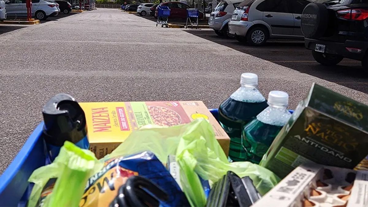 Los chilenos pueden pasar por la aduana hasta U$S200 en compras de supermercado.