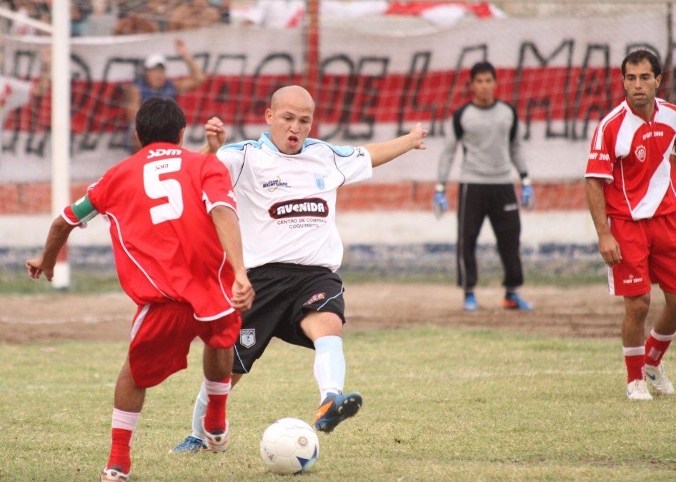 El Perro Dinamita mordió en el momento justo al Pirata y se llevó la victoria