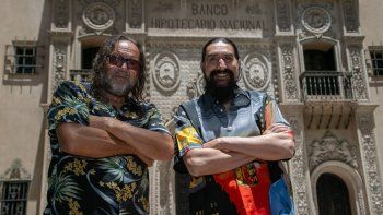 Cacho Garay y Hugo Varela se funden en 