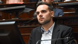 El presidente del PRO mendocino se quedó sin banca en el Concejo de Guaymallén tras las elecciones y el año que viene perderá su lugar en el Senado. El presidente del PRO mendocino se quedó sin banca en el Concejo de Guaymallén tras las elecciones y el año que viene perderá su lugar en el Senado.