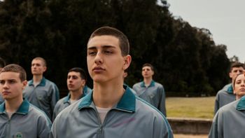 El thriller de Netflix de 8 capítulos que castiga a los adolescentes y desafía los límites