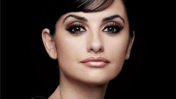 Penélope Cruz se transforma en Donatella Versace