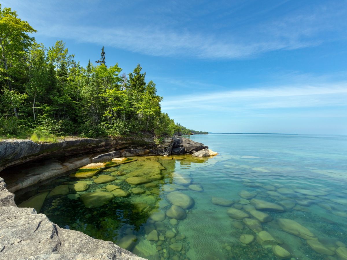 Lago Superior está en la cima de los lagos a visitar en Estados Unidos. Lago Superior está en la cima de los lagos a visitar en Estados Unidos.