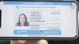Legalizan el uso de la licencia de conducir digital en Mendoza