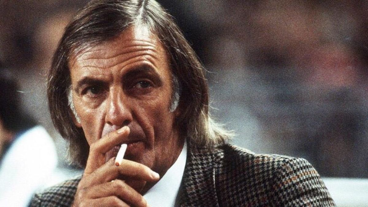 César Luis Menotti falleció este domingo 5 de mayo.