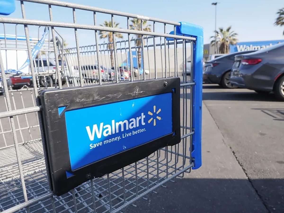 Un carrito de mercado de Wallmart. Crédito: EFE/EPA/ John G. Mabanglo.