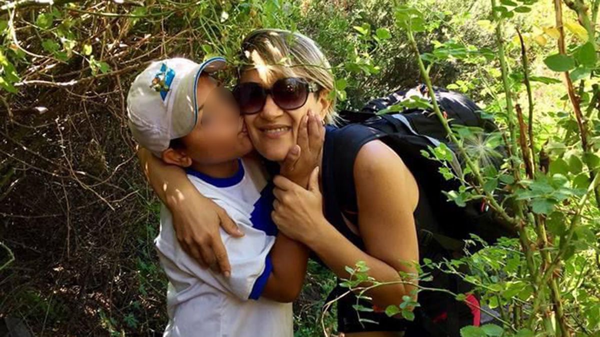 No todo fue felicidad en la relación entre Betina y su niño, pero pudieron pasar las dificultades y priorizar el afecto mutuo