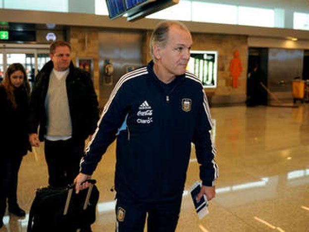 Sabella se fue a Europa para calmar la ansiedad de los albicelestes